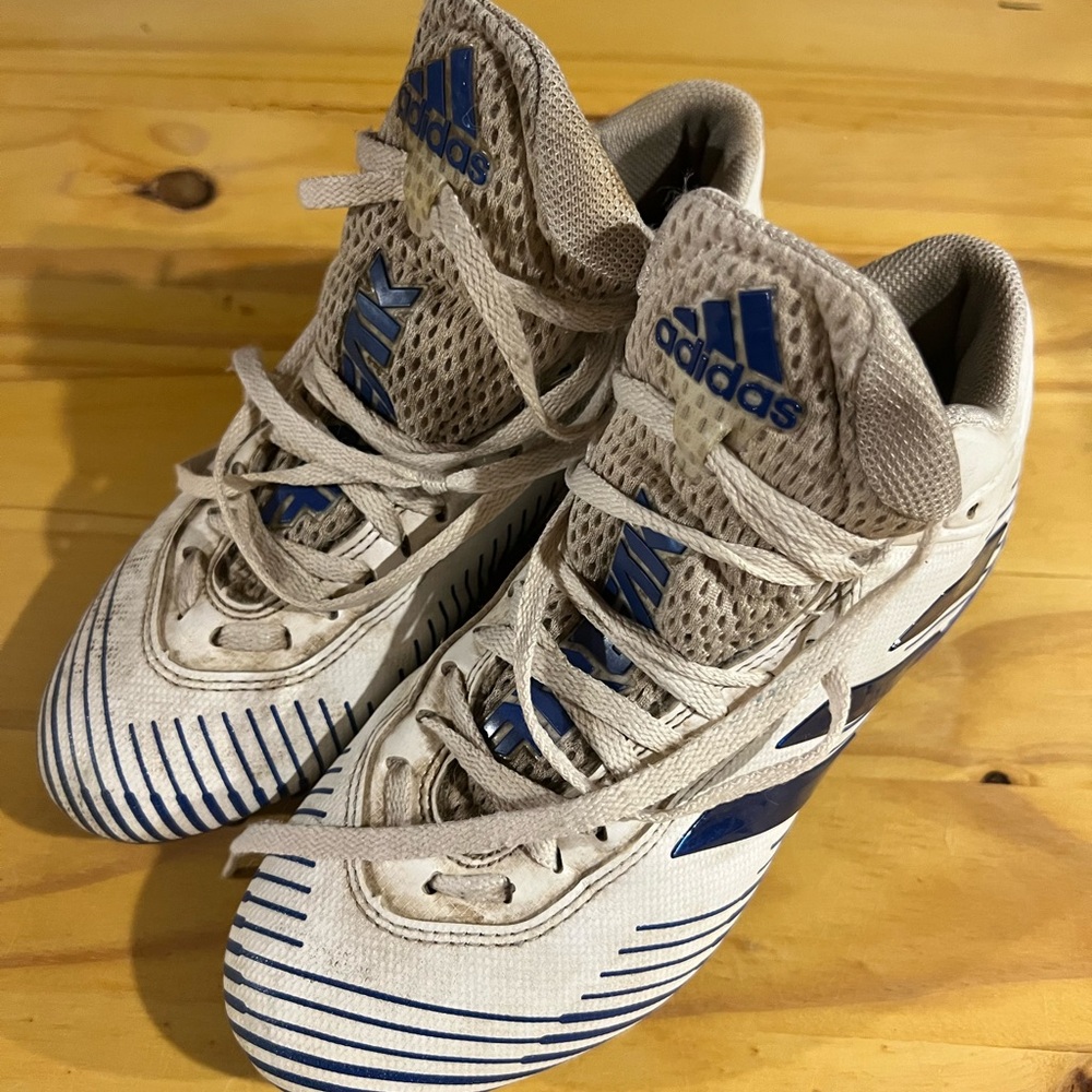 Football cleats